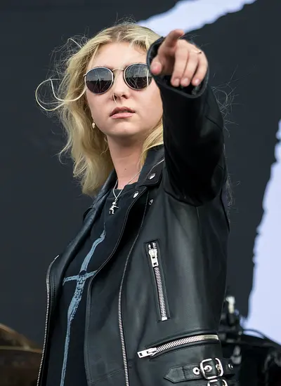 Image of Taylor Momsen