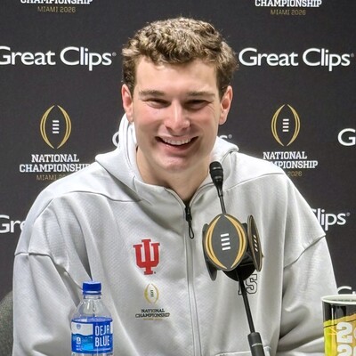 Image of Fernando Mendoza