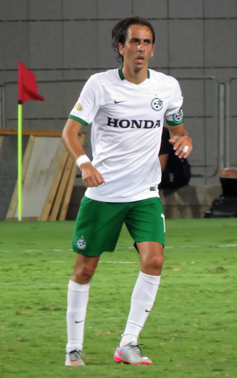 Image of Yossi Benayoun